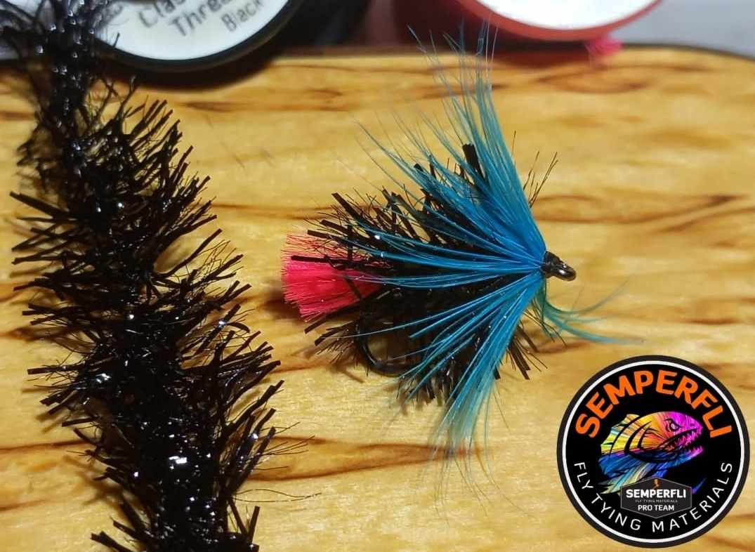 Blue Zulu With Hackle Chenille